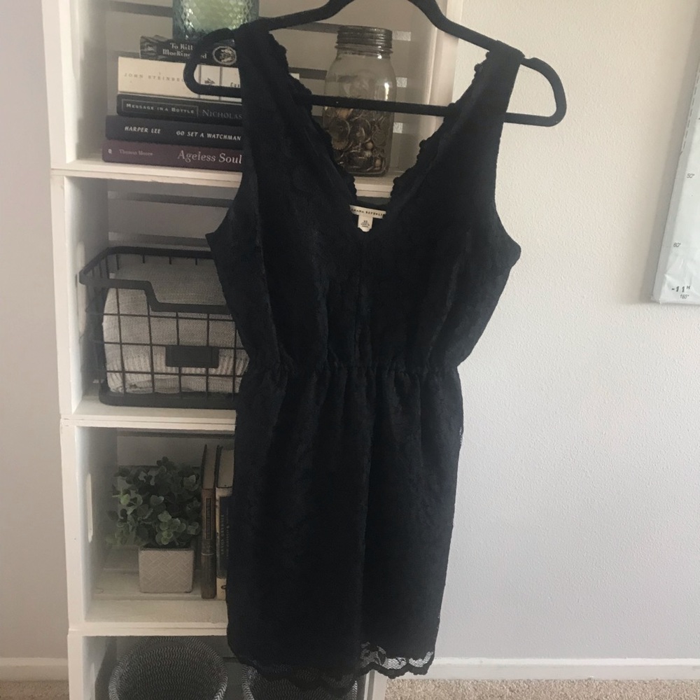 💐 Banana Republic Black Lace V Neck Dress Sz XS - Picture 3 of 5